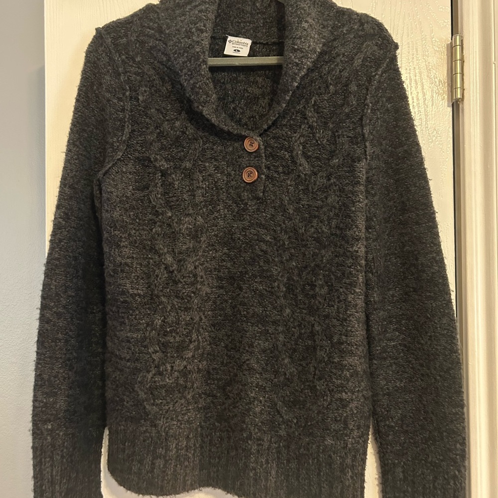 Columbia Gray Cowl Neck Sweater with Cable Knit
